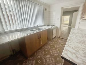 Photo 7- click for photo gallery